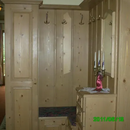 Egger צל אם צילר